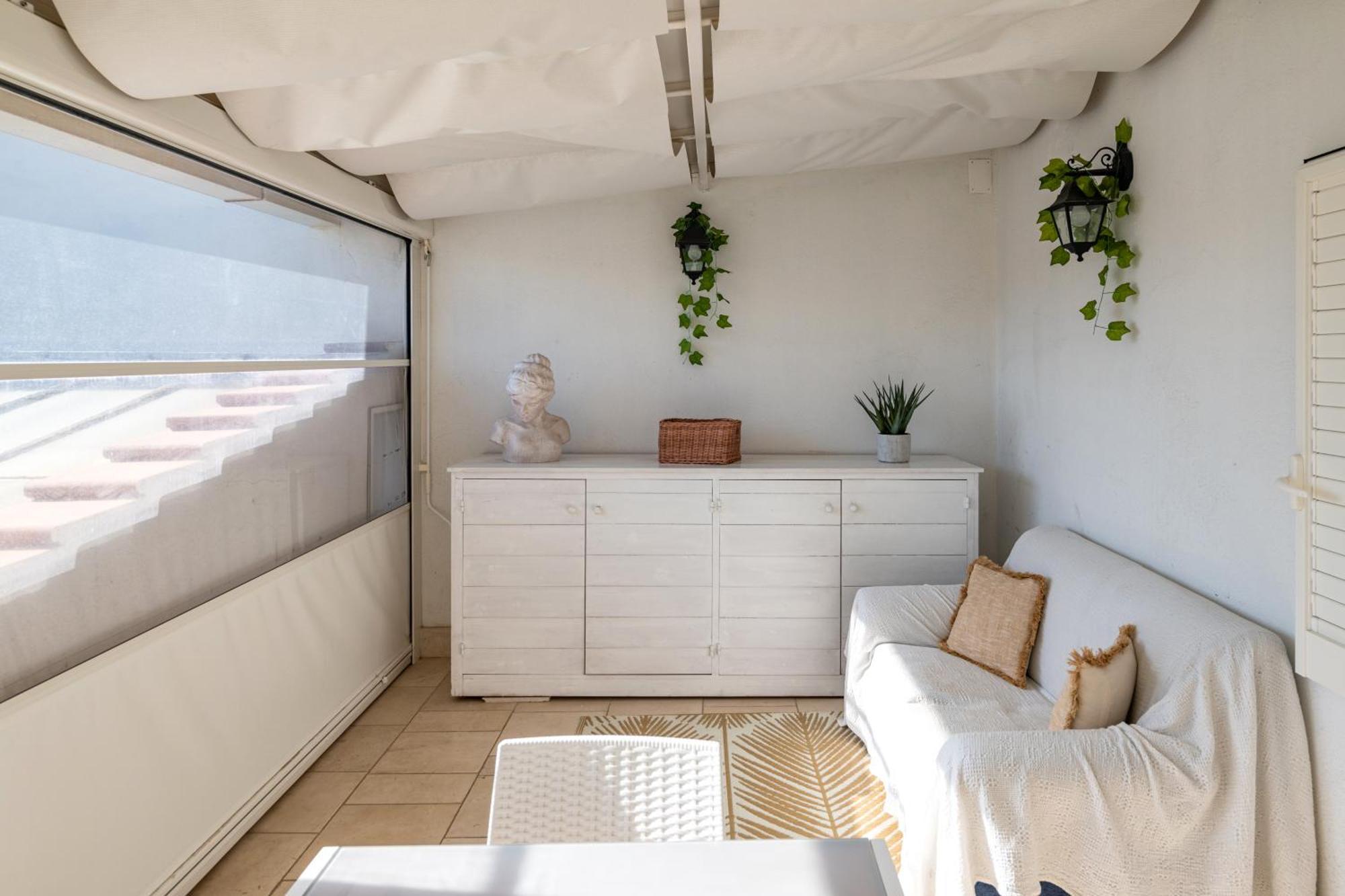 150Mq Rooftop Paradise - Spacious Private Terrace Bari Esterno foto